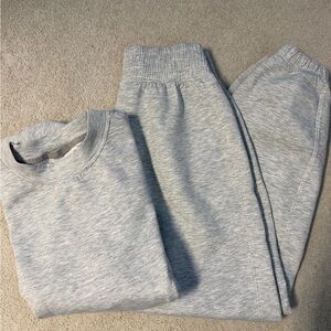 Abercrombie Gray Sweatshirt and Sweatpants Set